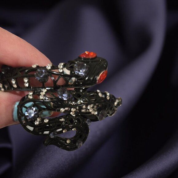 BLACK SNAKE BRACELET WITH RED EYES~ NEW! - Picture 2 of 3